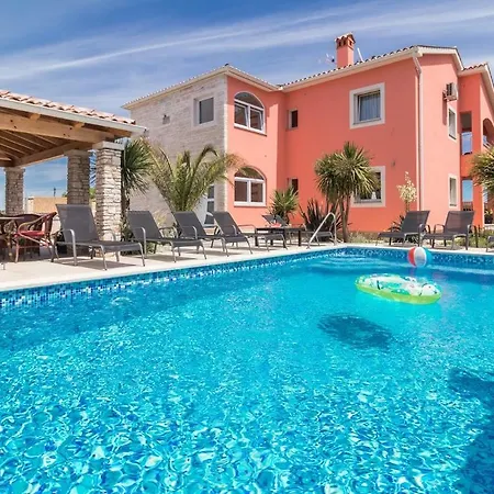 Modern Mediterreanean By Villatinapula Villa Sisan